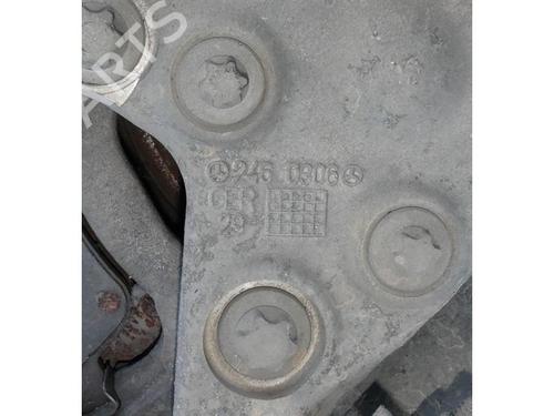 Left rear steering knuckle MERCEDES-BENZ CLA Coupe (C117) CLA 180 (117.342) | BP15148477M27 