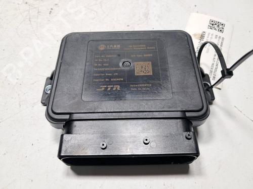 Used Engine control unit (ECU) Engine control unit (ECU) 33196047 33196047