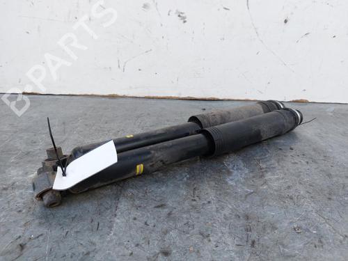 Used Right rear shock absorber TOYOTA AURIS (_E18_) 1.8 Hybrid (ZWE186_, ZWE186R) (136 hp) 23880365