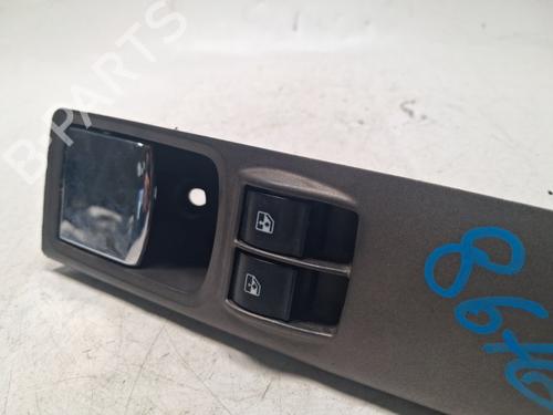 Left front window switch LANCIA MUSA (350_) 1.4 LPG (350.AXF1A) | BP39498817I27 - Image 2