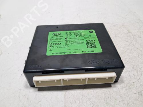 Used Engine control unit (ECU) Engine control unit (ECU) KIA STONIC (YB) 1.0 T-GDi Eco-Dynamics+ (101 hp) 33195767 33195767