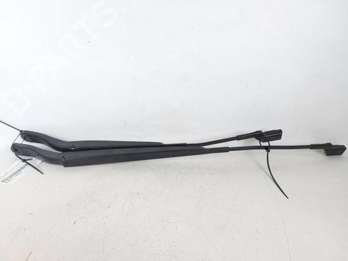 front-windshield-wiper-arm-renault-kangoo-iii-box-bodympv-2021-24038574 main image