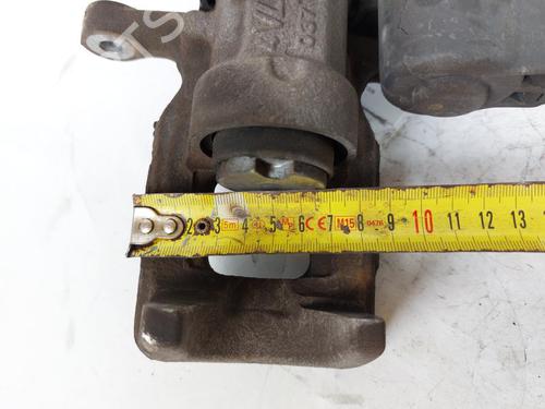 Venstre bremsekaliber foran CITROËN C4 Picasso II 1.6 HDi / BlueHDi 115 | BP15175695M105 