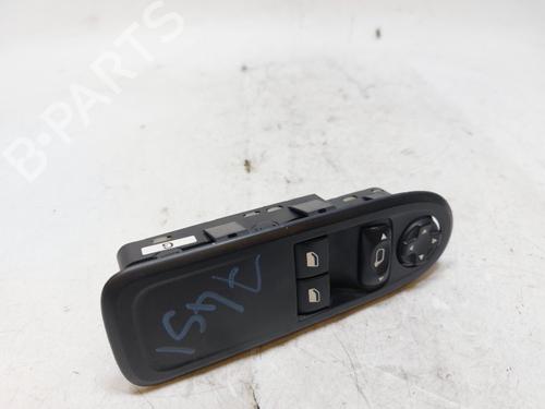 Used Left front window switch Left front window switch CITROËN C3 II (SC_) 1.4 (73 hp) 35775589 35775589
