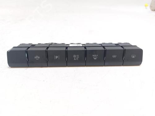 Used Climate control Climate control 26672165 26672165