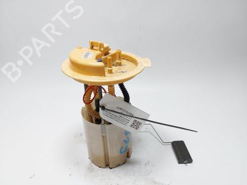 Used Fuel pump Fuel pump FIAT 500L (351_, 352_) 1.3 D Multijet (199LXY1A, 199LXY11) (84 hp) 33195661 33195661