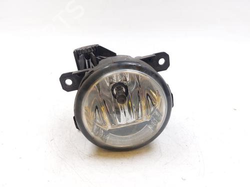 Used Right front fog light Right front fog light JEEP COMPASS (MP, M6, MV, M7) 1.6 CRD (120 hp) 24856664 24856664