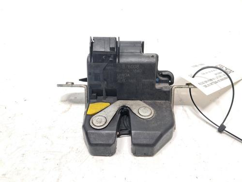 tailgate-lock-fiat-500l-351_-352_-2012-39498760 main image