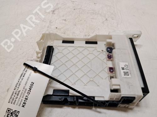 Used Fuse box Fuse box 38036250 38036250