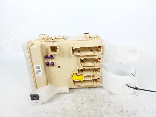 Used Fuse box TOYOTA RAV 4 IV (_A4_) 2.0 D (ALA40_, ALA40R) (124 hp) 15173706