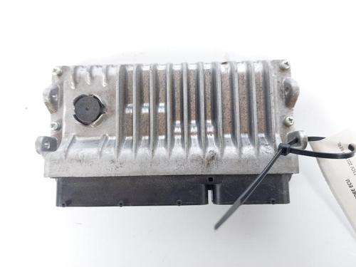 Used Engine control unit (ECU) TOYOTA YARIS (_P13_) 1.5 Hybrid (NHP130_, NHP130) (101 hp) 21261778