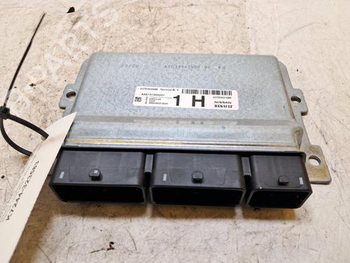 Centralina motore Centralina motore RENAULT TWINGO III (BCM_, BCA_) Z.E: (BCA1) (82 hp) 35781963 35781963