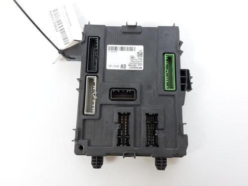 Used Electronic module RENAULT MEGANE IV Grandtour (K9A/M/N_) 1.5 Blue dCi 115 (K9A6) (116 hp) 15167137