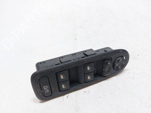 left-front-window-switch-citroen-c3-ii-sc_-2009-33422305 main image