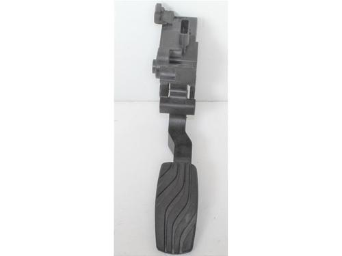 Used Pedal RENAULT MEGANE IV Hatchback (B9A/M/N_) 1.0 TCe 115 (B9MD, B9MW) (114 hp) 15142267