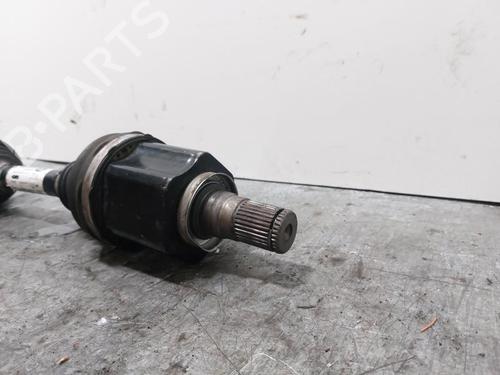 Półoś przednia lewa JAGUAR E-PACE (X540) 2.0 D150 AWD | BP30613368M38