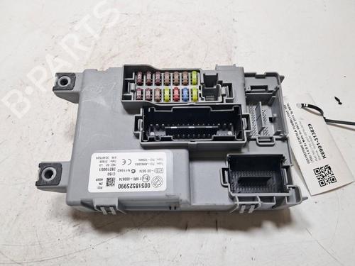 Used Electronic module Electronic module FIAT 500 (312_) 1.2 (312AXA1A) (69 hp) 33263465 33263465