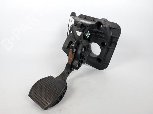 Used Pedal FIAT 500e (332_) Elektro 3+1 (FA1) (118 hp) 16017483