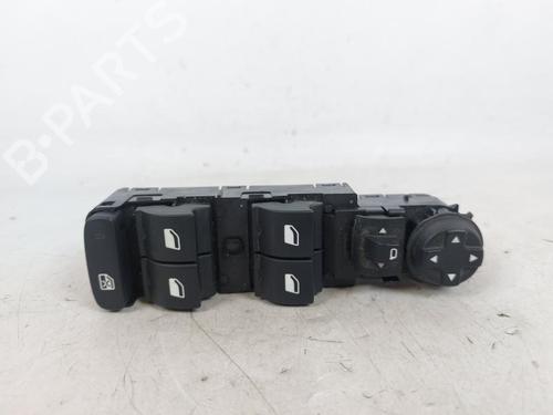 Used Left front window switch OPEL CORSA F (P2JO) 1.2 (68) (75 hp) 22754381