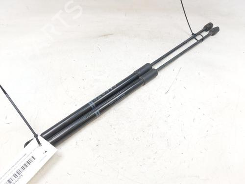 Used Tailgate lift support VW POLO VI (AW1, BZ1, AE1) 1.0 TSI (95 hp) 28618514