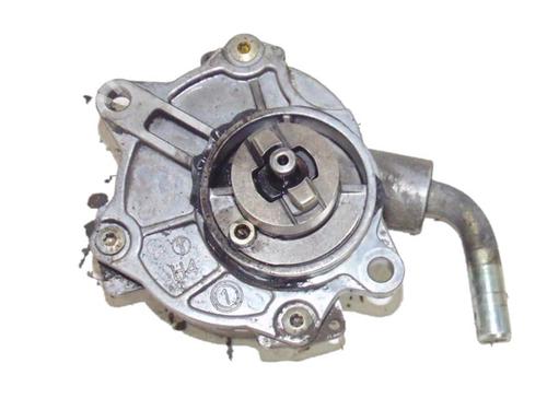 Used Vacuum pump Vacuum pump MERCEDES-BENZ VITO Bus (W638) 112 CDI 2.2 (638.194) (122 hp) 15140647 15140647