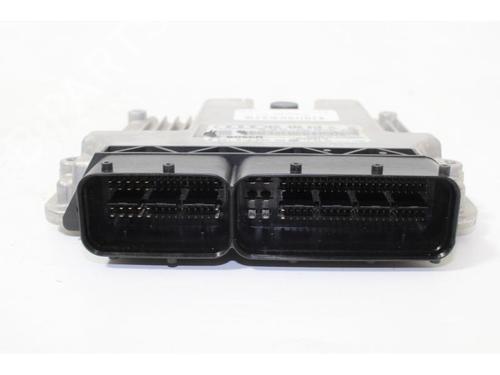 Engine control unit (ECU) AUDI Q5 (8RB) 2.0 TDI quattro | BP15147662M57