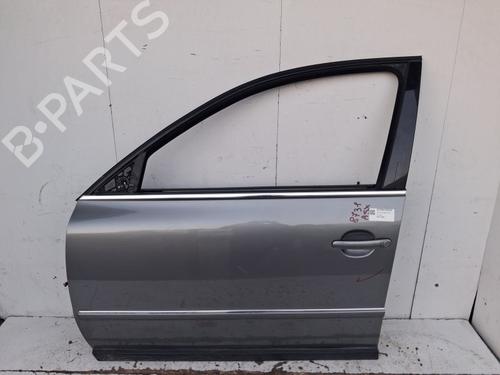 Used Left front door Left front door 39644368 39644368