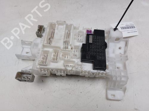 Used Fuse box SUZUKI S-CROSS 1.4 Smart Hybrid (AKP414) (129 hp) 28374341