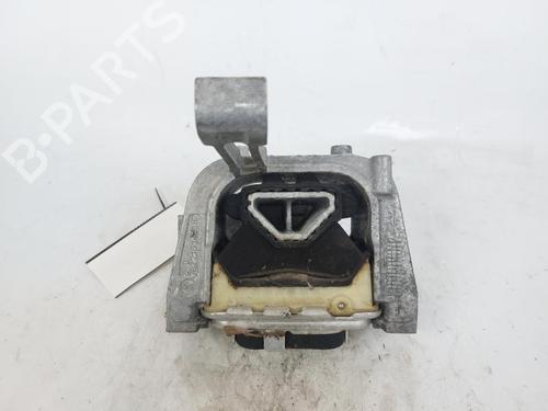 Used Engine mount Engine mount VW GOLF VII Variant (BA5, BV5) 1.6 TDI (115 hp) 17526652 17526652
