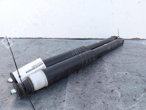 Used Right rear shock absorber RENAULT CLIO IV Grandtour (KH_) 1.5 dCi 90 (KHN3, KHN4) (90 hp) 15161008