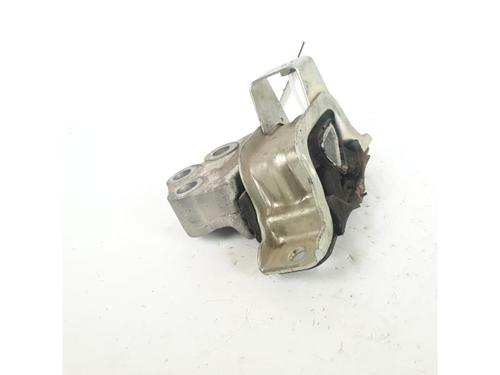 Used Engine mount Engine mount FIAT DOBLO Cargo (263_) 1.6 D Multijet (263WXD1B, 263WXR1B, 263WXX1B, 263ZXD1B,... (105 hp) 15153624 15153624
