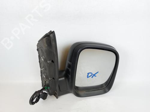 Used Right mirror Right mirror 15174616 15174616