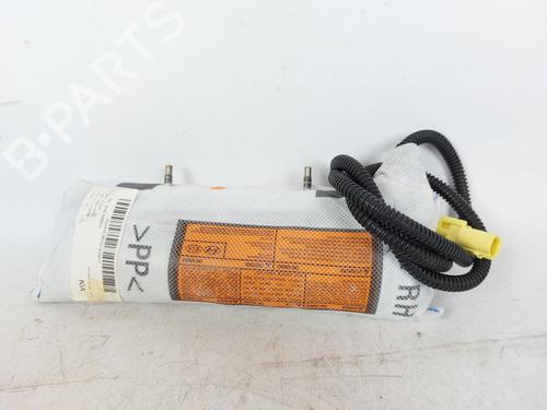 Used Right seat airbag HYUNDAI ix20 (JC) 1.4 CRDi (90 hp) 15173381