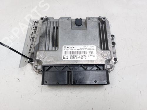 Used Engine control unit (ECU) SUZUKI S-CROSS 1.4 Smart Hybrid (AKP414) (129 hp) 28374351