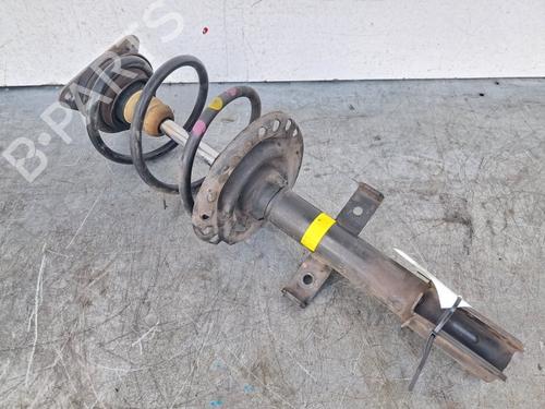 Used Right front shock absorber Right front shock absorber RENAULT CAPTUR I (J5_, H5_) 1.2 TCe 120 (120 hp) 40288318 40288318