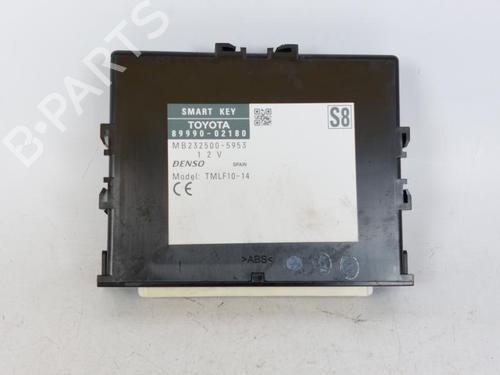 Used Engine control unit (ECU) Engine control unit (ECU) TOYOTA AURIS (_E18_) 1.8 Hybrid (ZWE186_, ZWE186R) (136 hp) 15172585 15172585