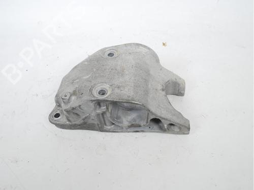 Used Engine mount Engine mount MERCEDES-BENZ CLA Coupe (C117) CLA 180 (117.342) (122 hp) 15148487 15148487