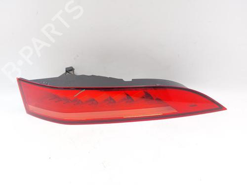right-taillight-jaguar-f-pace-x761-2015-26516466 main image