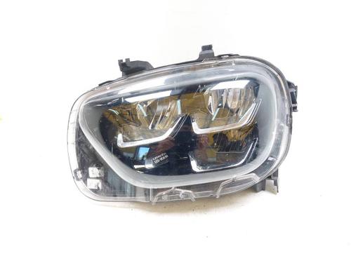 Used Right headlight CITROËN C3 III (SX) 1.5 BlueHDi 100 (SXYHYP, SXYHTU) (102 hp) 29298543