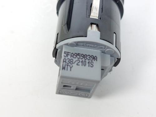 Electronic module SEAT LEON (KL1, KLG) 1.0 TSI | BP16062600M83