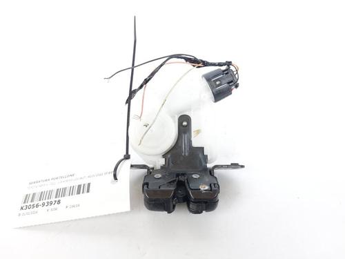 Used Tailgate lock Tailgate lock TOYOTA YARIS (_P21_, _PA1_, _PH1_) 1.5 Hybrid (MXPH10, MXPH11) (116 hp) 17205105 17205105