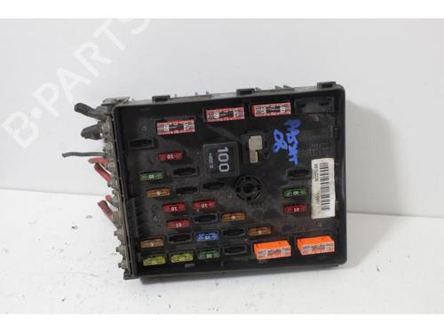 Used Fuse box Fuse box VW PASSAT B6 (3C2) 1.9 TDI (105 hp) 15146554 15146554
