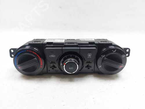 Used Climate control HYUNDAI i20 I (PB, PBT) 1.2 (86 hp) 25249710