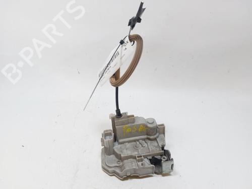 Høyre bak lås LANCIA YPSILON (312_) 1.3 D Multijet (312.YXE1A, 312.YXU1A) (95 hp) 30802482