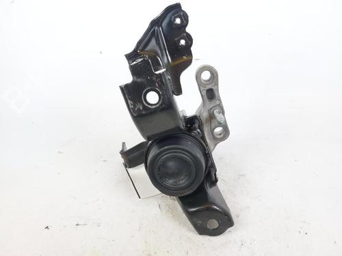 Used Gearbox mount TOYOTA YARIS CROSS (MXP_) 1.5 Hybrid (MXPJ10) (116 hp) 17444025