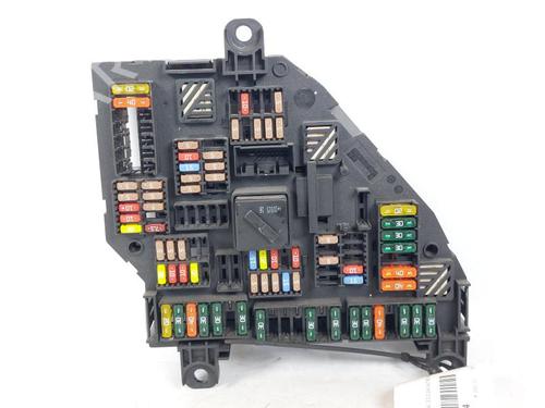 Used Fuse box Fuse box BMW 7 (F01, F02, F03, F04) 740 d xDrive (306 hp) 15165358 15165358