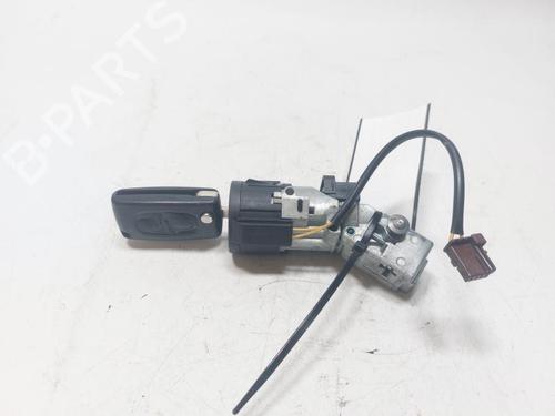 Used Electronic module CITROËN C3 II (SC_) 1.0 VTi 68 (68 hp) 30454564