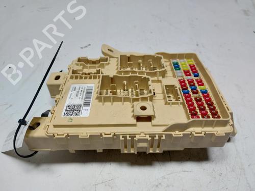 Used Fuse box Fuse box 30802247 30802247