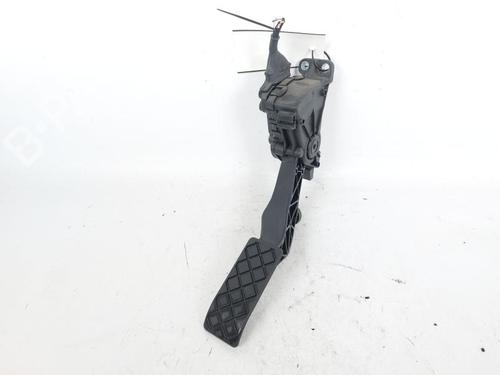Used Pedal Pedal 17740190 17740190