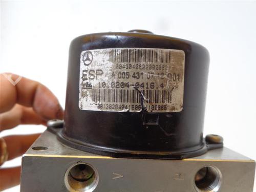 ABS pump MERCEDES-BENZ C-CLASS (W203) C 220 CDI (203.008) | BP15141123M43